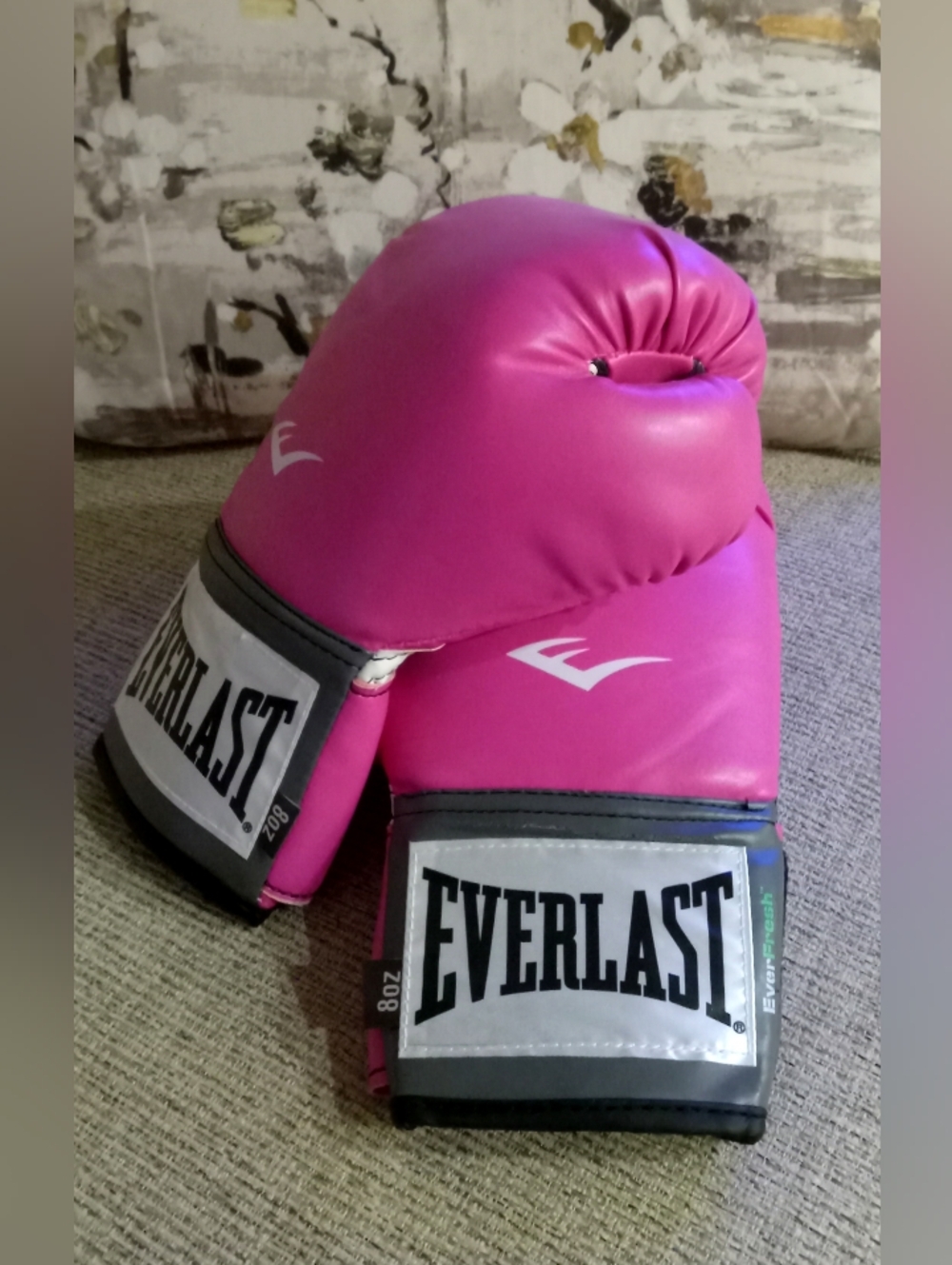 Everlast Hot Pink Training Boxing Gloves